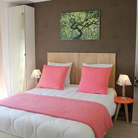 فندق مبيت وإفطار L'arborescence 4*